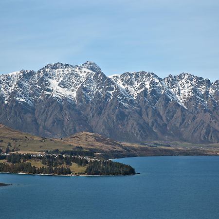 Mercure Queenstown Resort Exterior photo